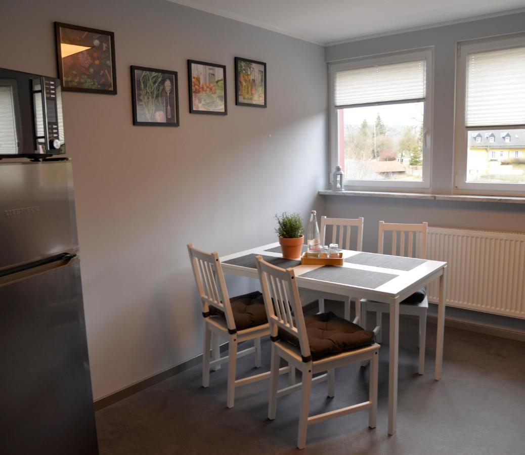 Am Quellenhaeuschen Appartement Naila Buitenkant foto