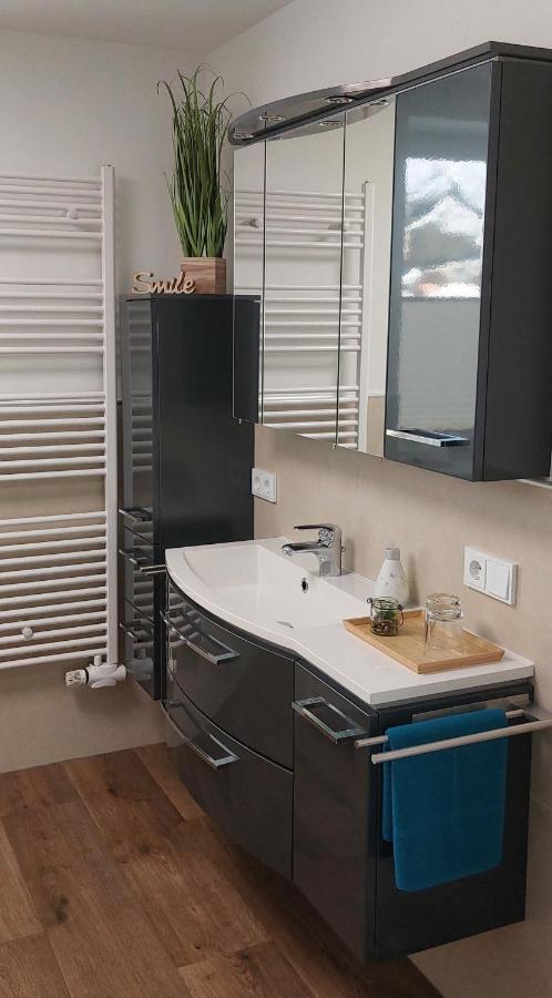 Am Quellenhaeuschen Appartement Naila Buitenkant foto